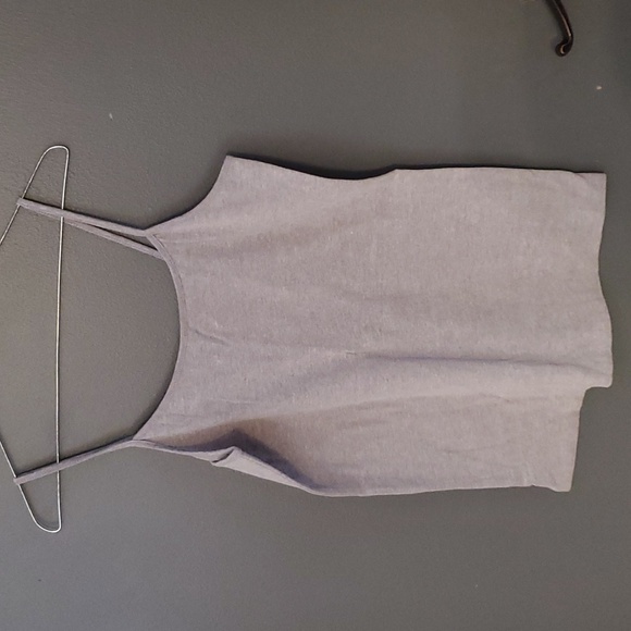 9 size L Camisoles - Picture 2 of 3